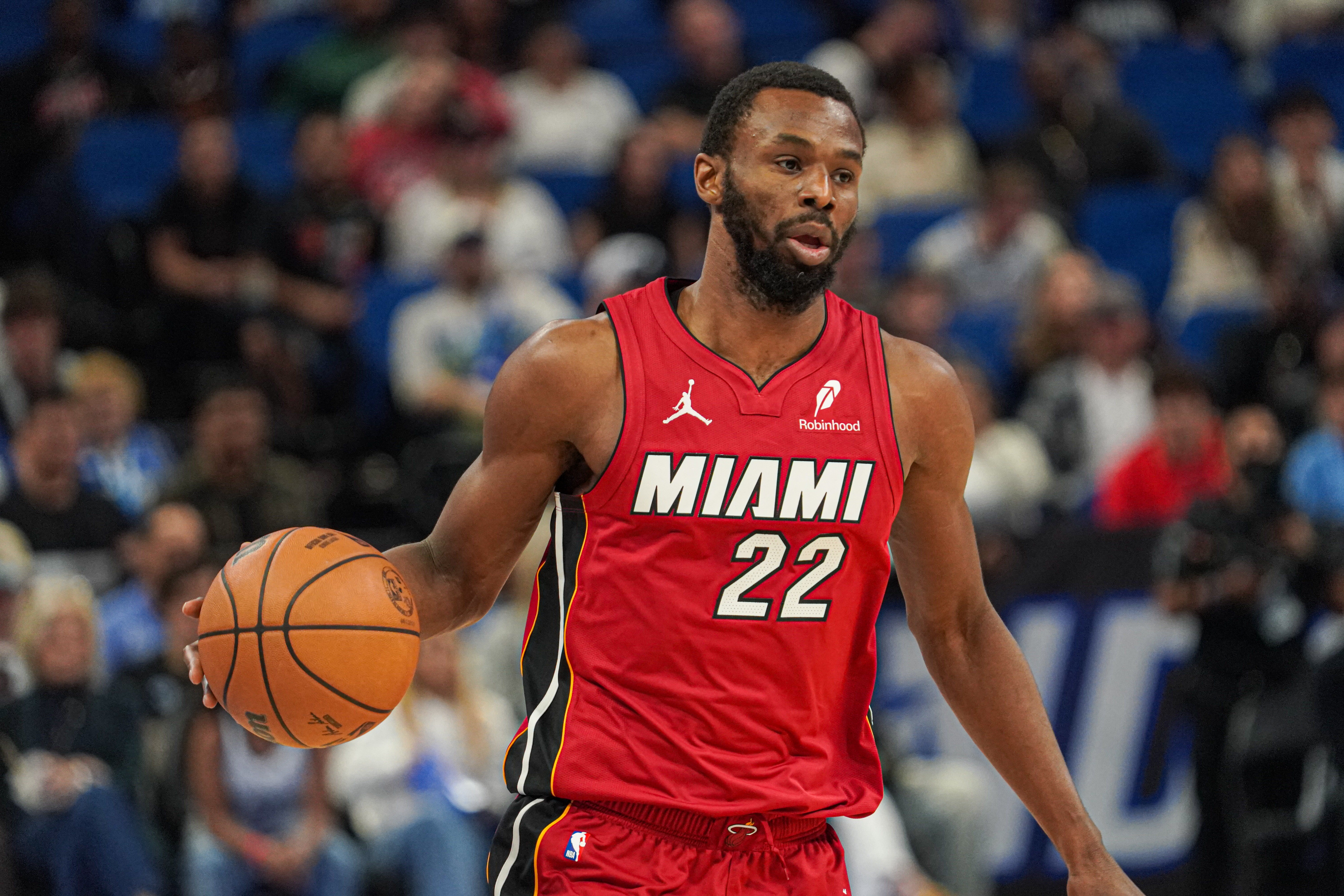 福利彩票-鲍威尔：维金斯进攻端彻底放开了 我们需要他更有侵略性主动出击