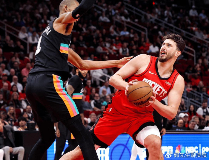 福利彩票-1年350万底薪！却打成球队老大！NBA最可怜的超巨，你该得到尊重|拉塞尔·威斯布鲁克|湖人|克里斯·保罗|洛杉矶快船队|保罗-乔治_新浪体育_新浪新闻