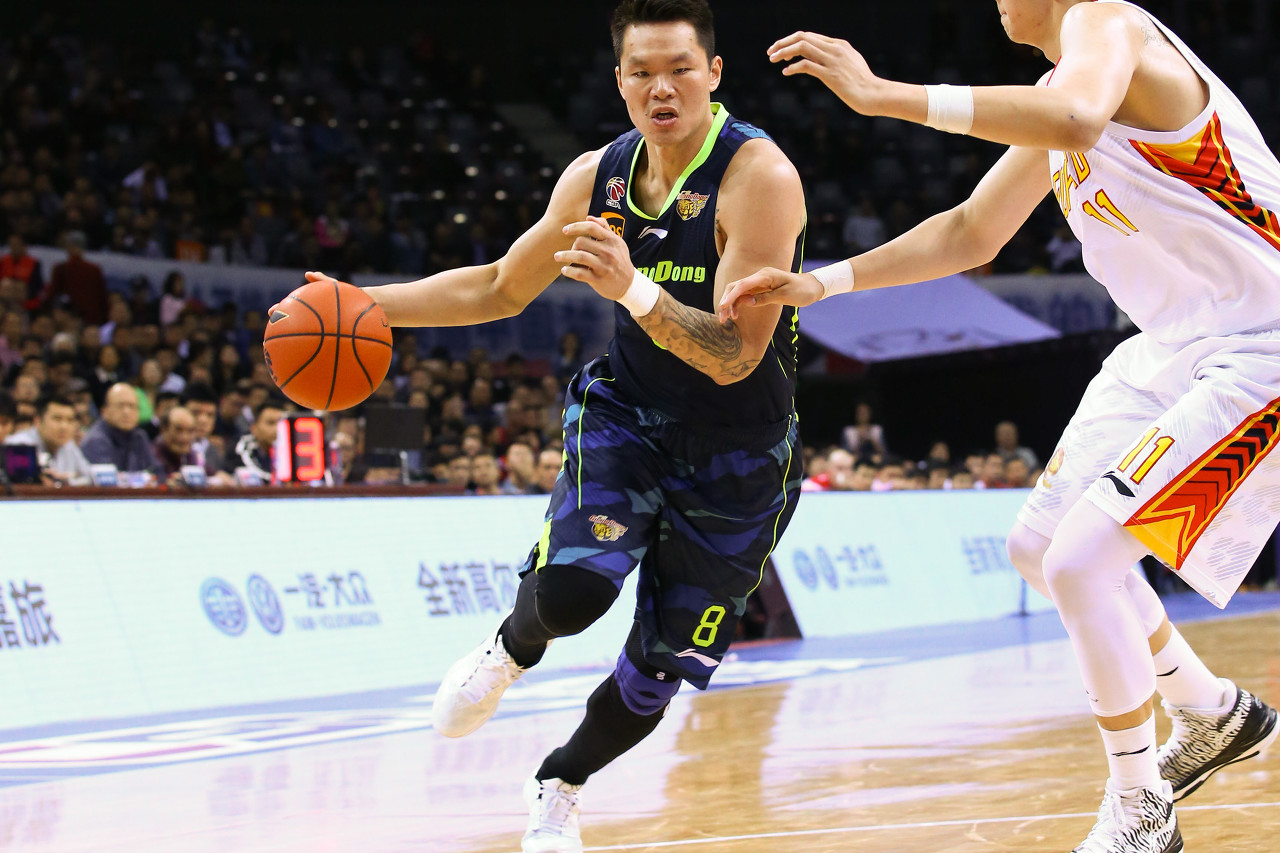 体彩-2011年的今天：朱芳雨成CBA历史最年轻的季后赛2000分先生